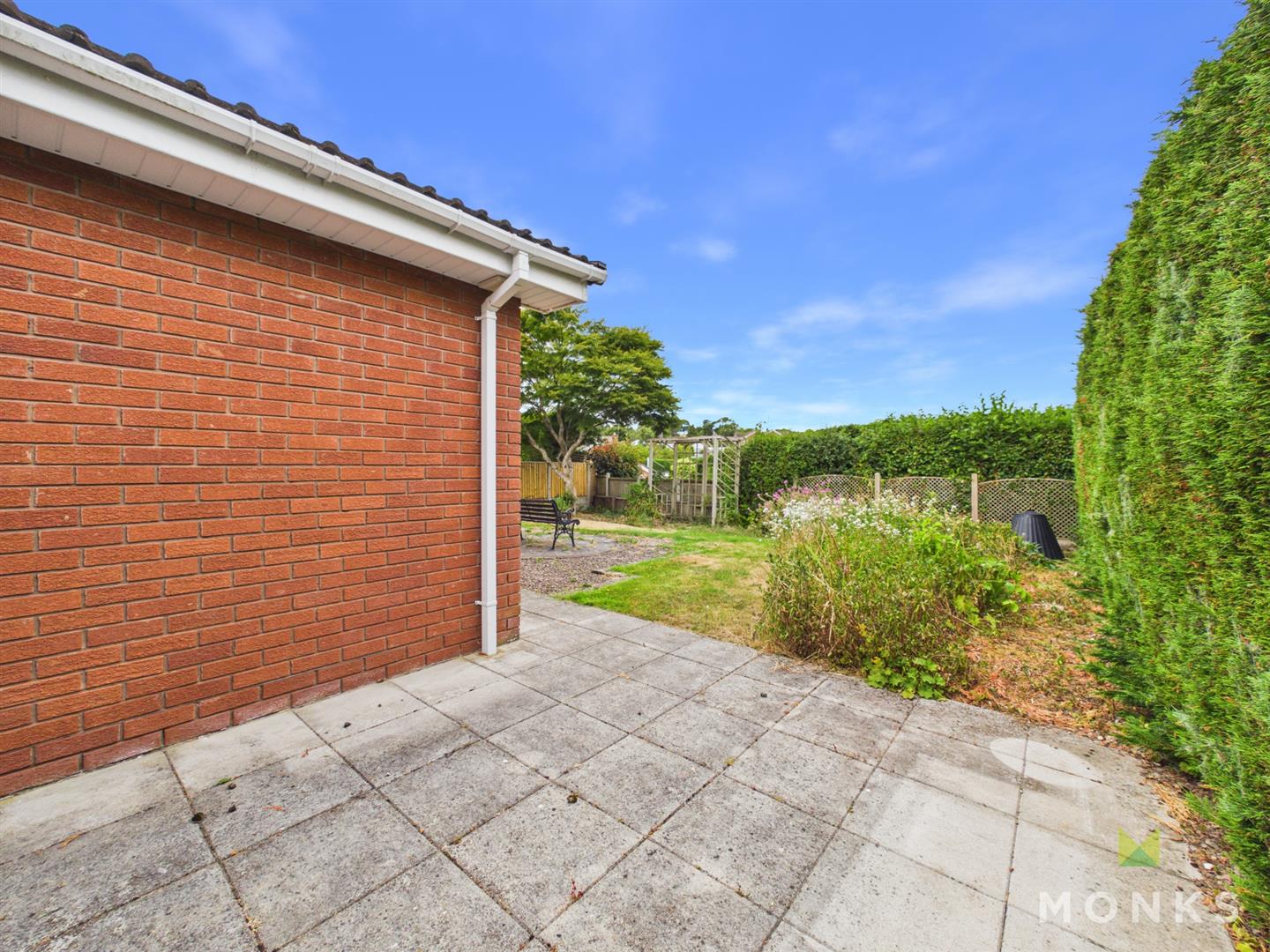 34 Llanforda Mead, Oswestry, SY11 1TS For Sale